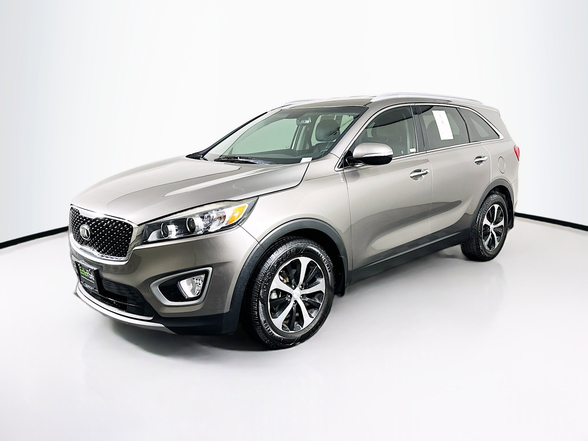 Used 2017 Kia Sorento EX FWD image 3
