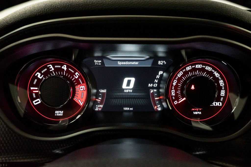 Used 2018 Dodge Challenger SRT Hellcat RWD image 19