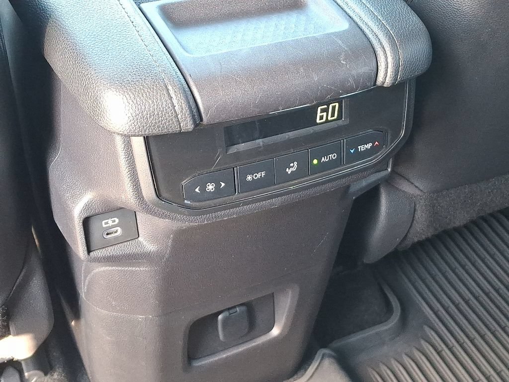 Certified 2024 Toyota Grand Highlander AWD image 11