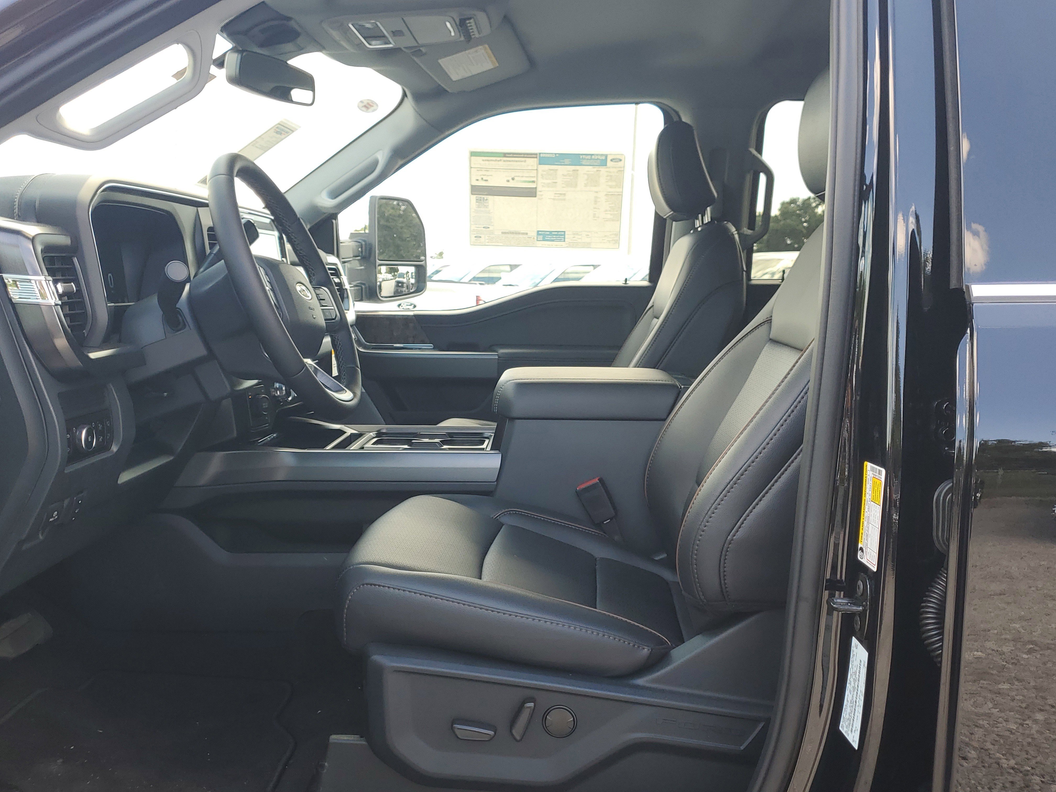 New 2026 Ford F350 Lariat w/ Lariat Premium Package image 17