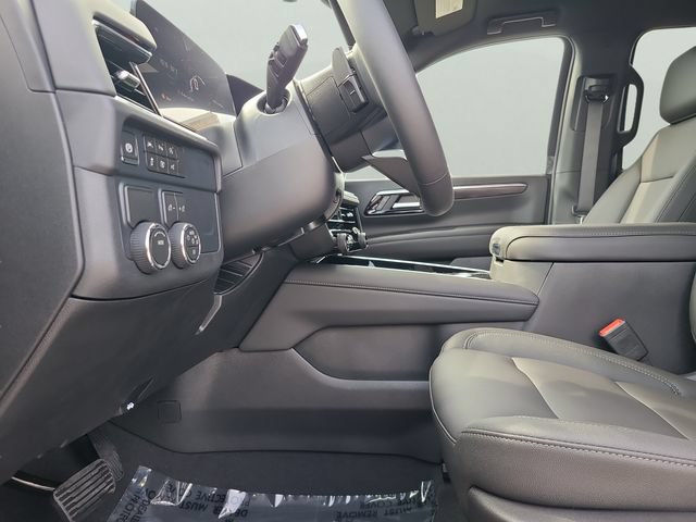 New 2026 Chevrolet Suburban LT w/ Comfort Package RWD image 23
