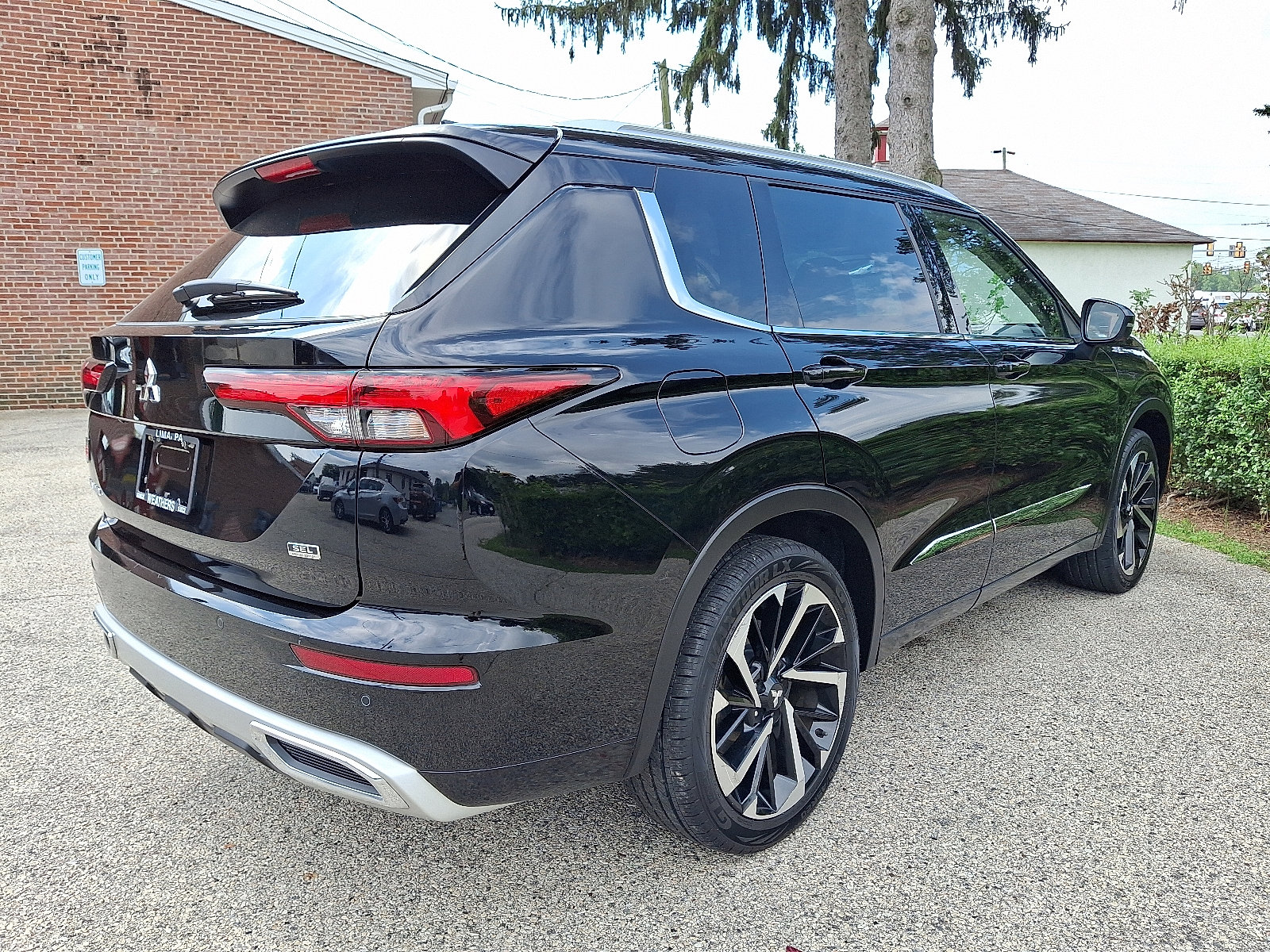 Used 2022 Mitsubishi Outlander SEL image 7