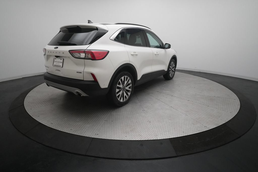 Used 2021 Ford Escape Titanium AWD/4WD image 35
