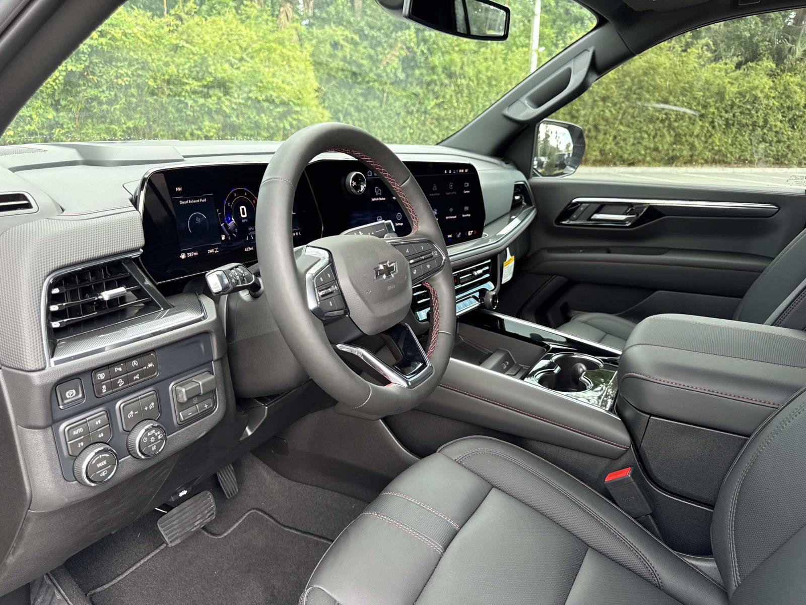 New 2026 Chevrolet Suburban RST w/ RST Capability Package AWD/4WD image 24
