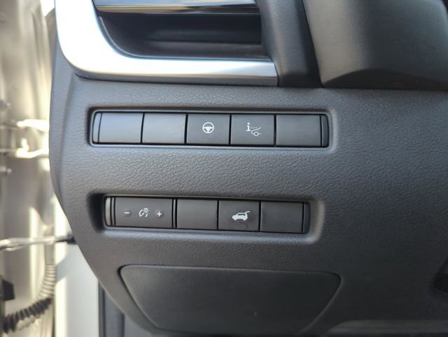 Certified 2021 Nissan Rogue Platinum FWD image 38