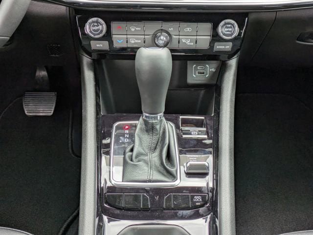 New 2026 Jeep Compass Latitude image 19