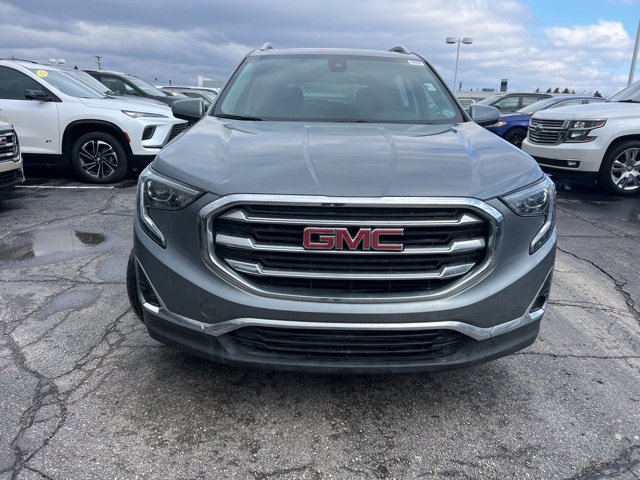 Used 2021 GMC Terrain SLT w/ Infotainment Package II image 2