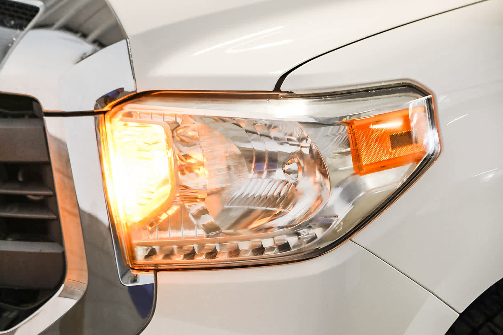 Certified 2017 Toyota Tundra SR image 8