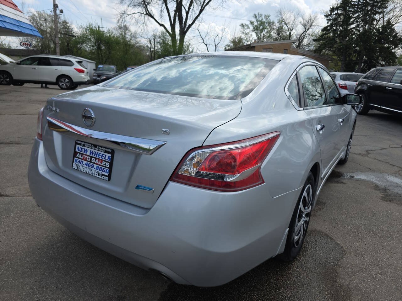 Used 2013 Nissan Altima 2.5 S FWD image 23