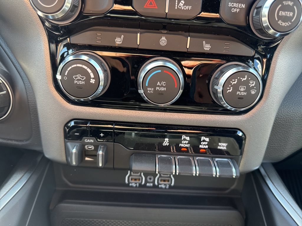 New 2026 RAM 1500 Big Horn AWD/4WD image 14