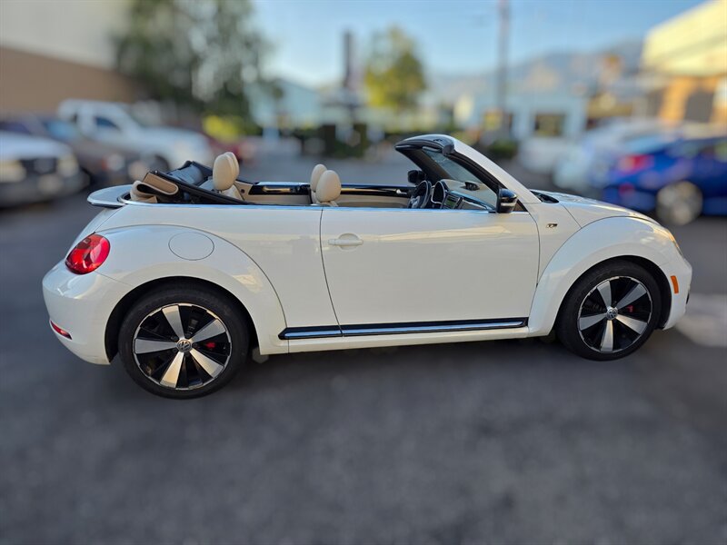 Used 2015 Volkswagen Beetle R-Line FWD image 7