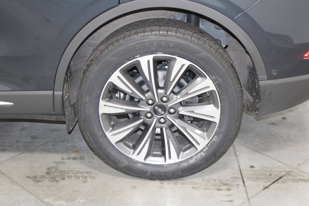 Used 2022 Lincoln Corsair Reserve w/ Equipment Group 201A AWD/4WD image 18