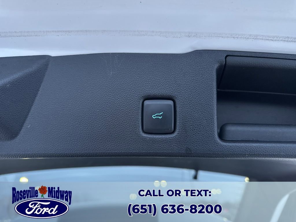 Used 2022 Ford Escape SEL image 40