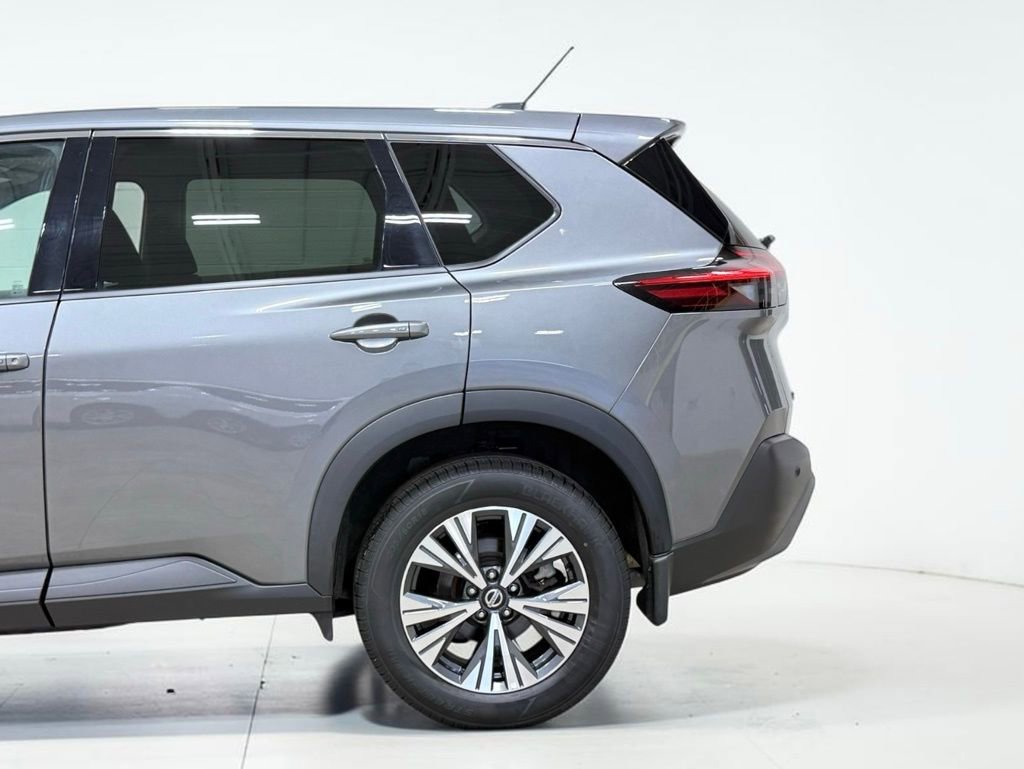 Used 2021 Nissan Rogue SV AWD/4WD image 15