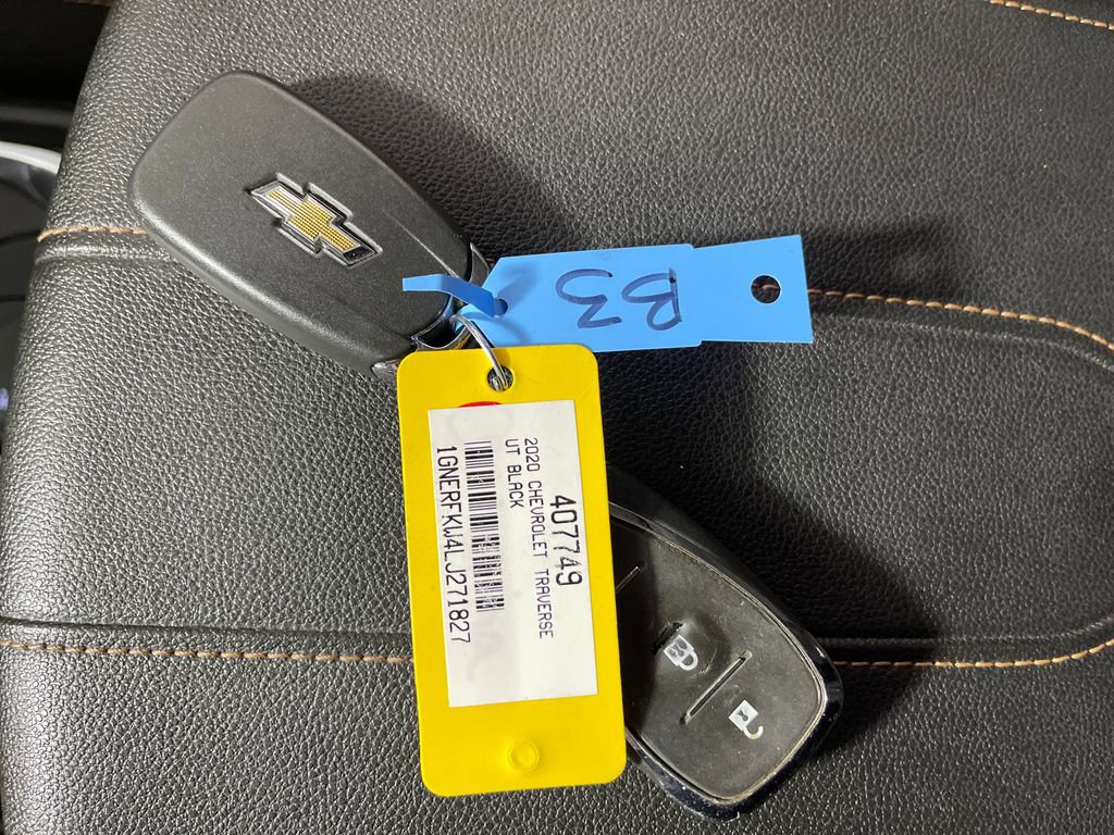 Used 2020 Chevrolet Traverse LS FWD image 26