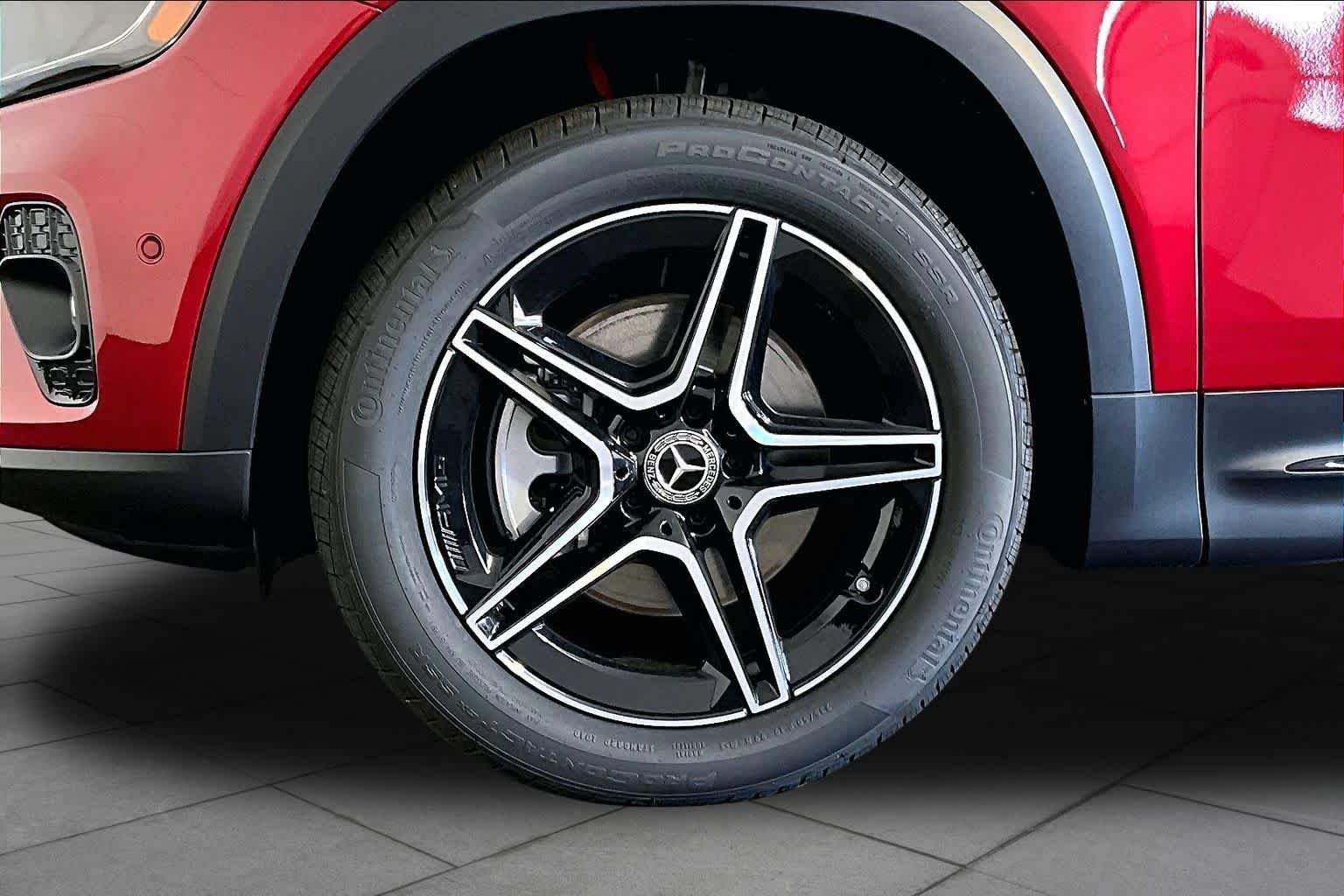 New 2026 Mercedes-Benz GLB 250 4MATIC image 17