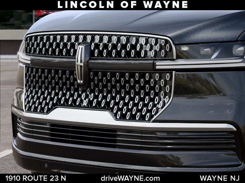 New 2027 Lincoln Navigator Reserve AWD/4WD image 18