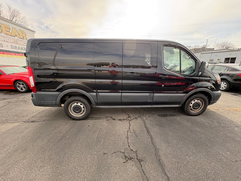 Used 2018 Ford Transit 150 130 Low Roof image 2