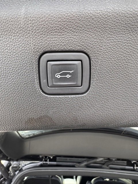 Used 2024 Buick Enclave Premium image 15