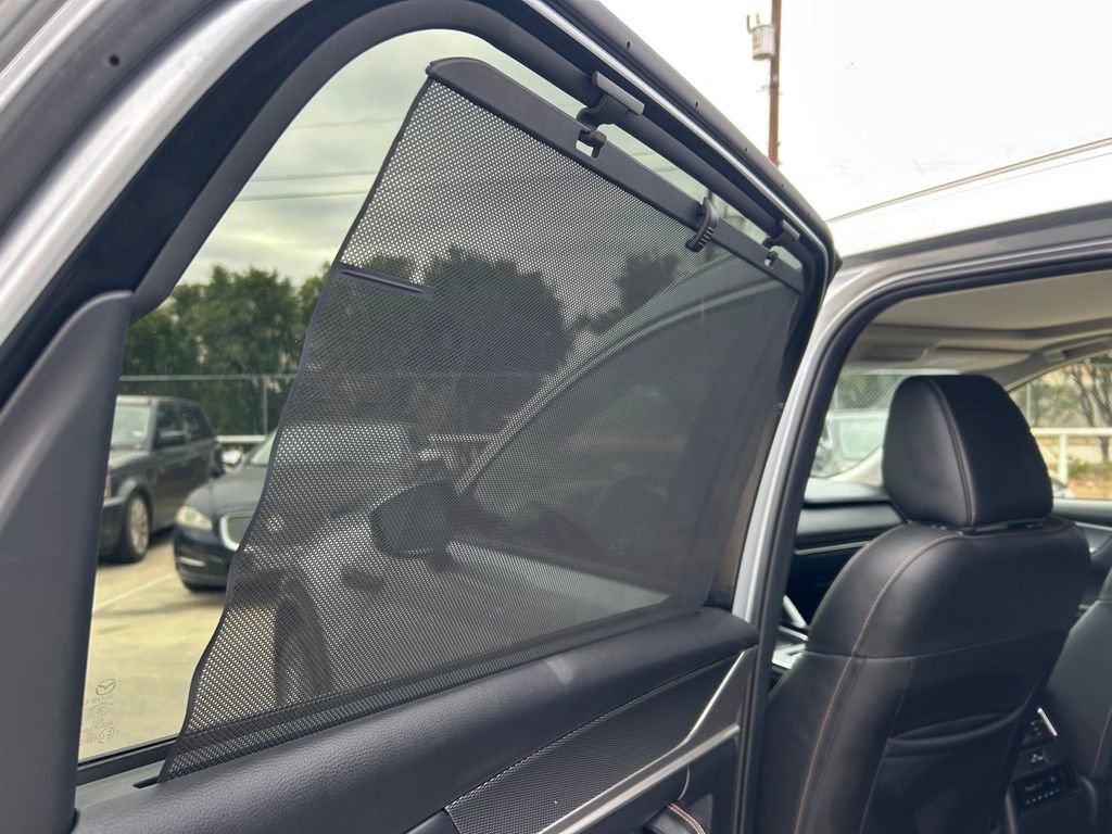 Used 2024 MAZDA CX-90 3.3 Turbo w/ Premium Package image 19