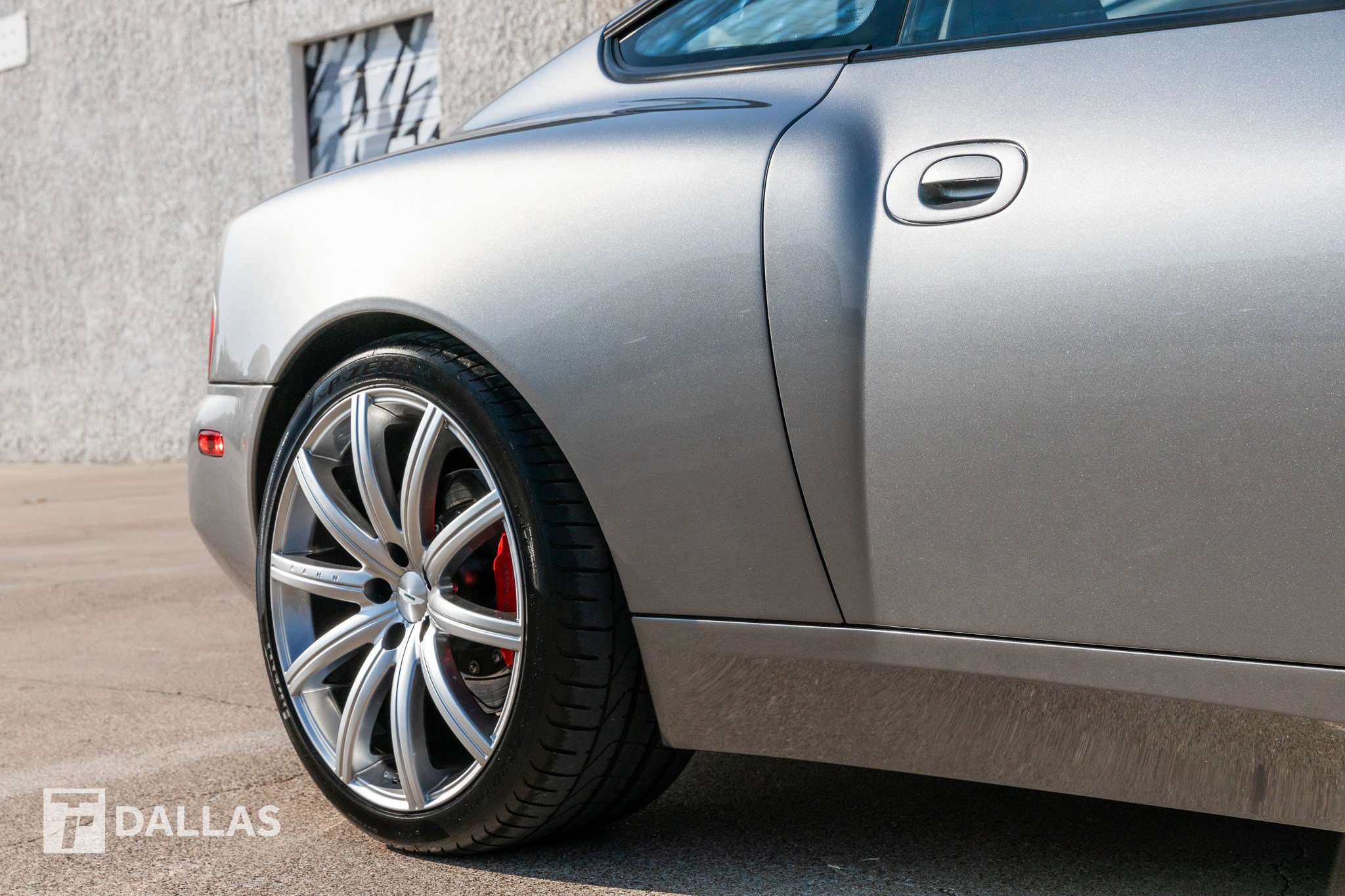 Used 2005 Aston Martin Vanquish S image 19