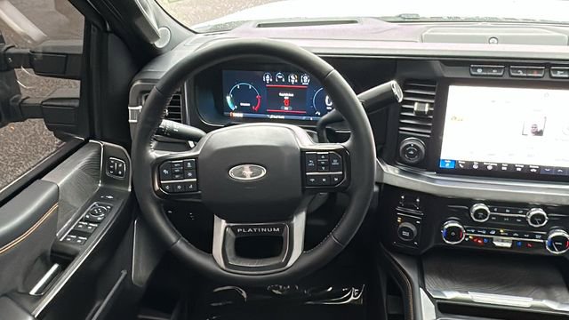 Used 2024 Ford F450 Platinum w/ FX4 Off-Road Package image 23