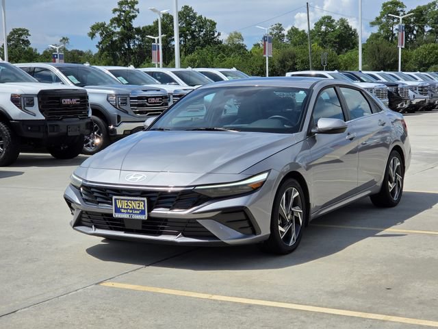 Used 2025 Hyundai Elantra Limited FWD image 29
