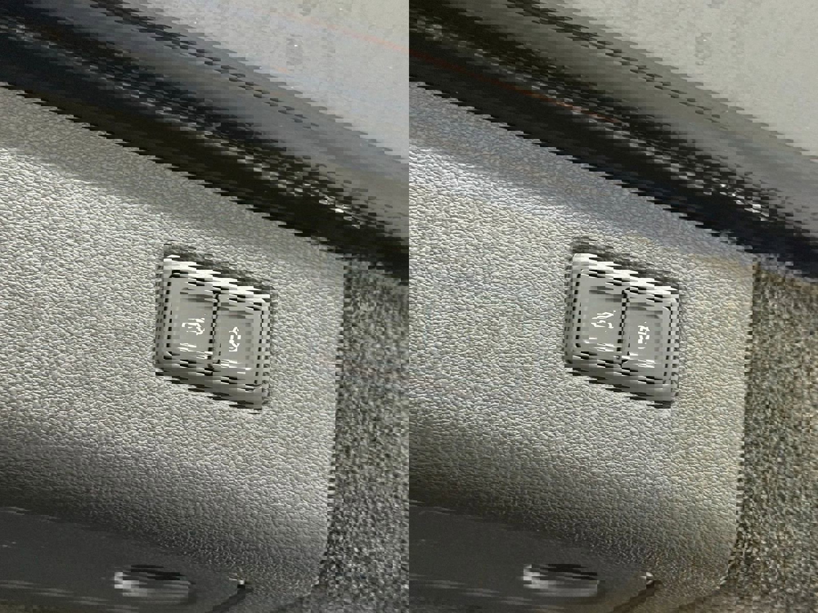 Used 2018 Bentley Bentayga image 37