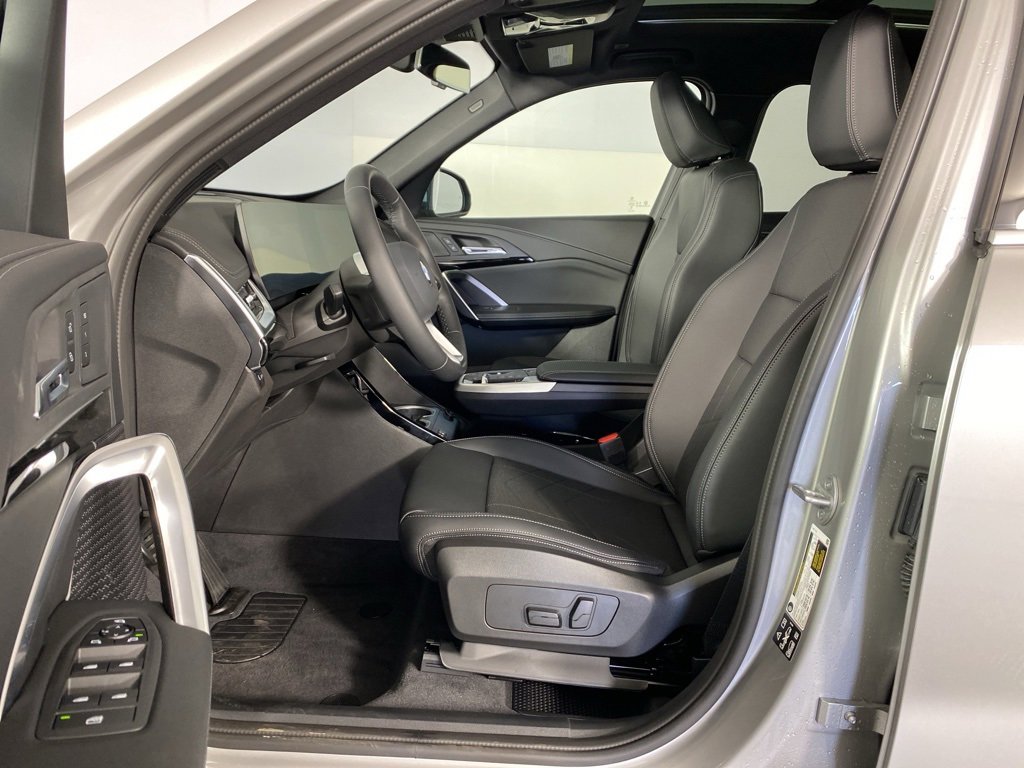 New 2026 BMW X1 xDrive28i w/ Convenience Package image 7