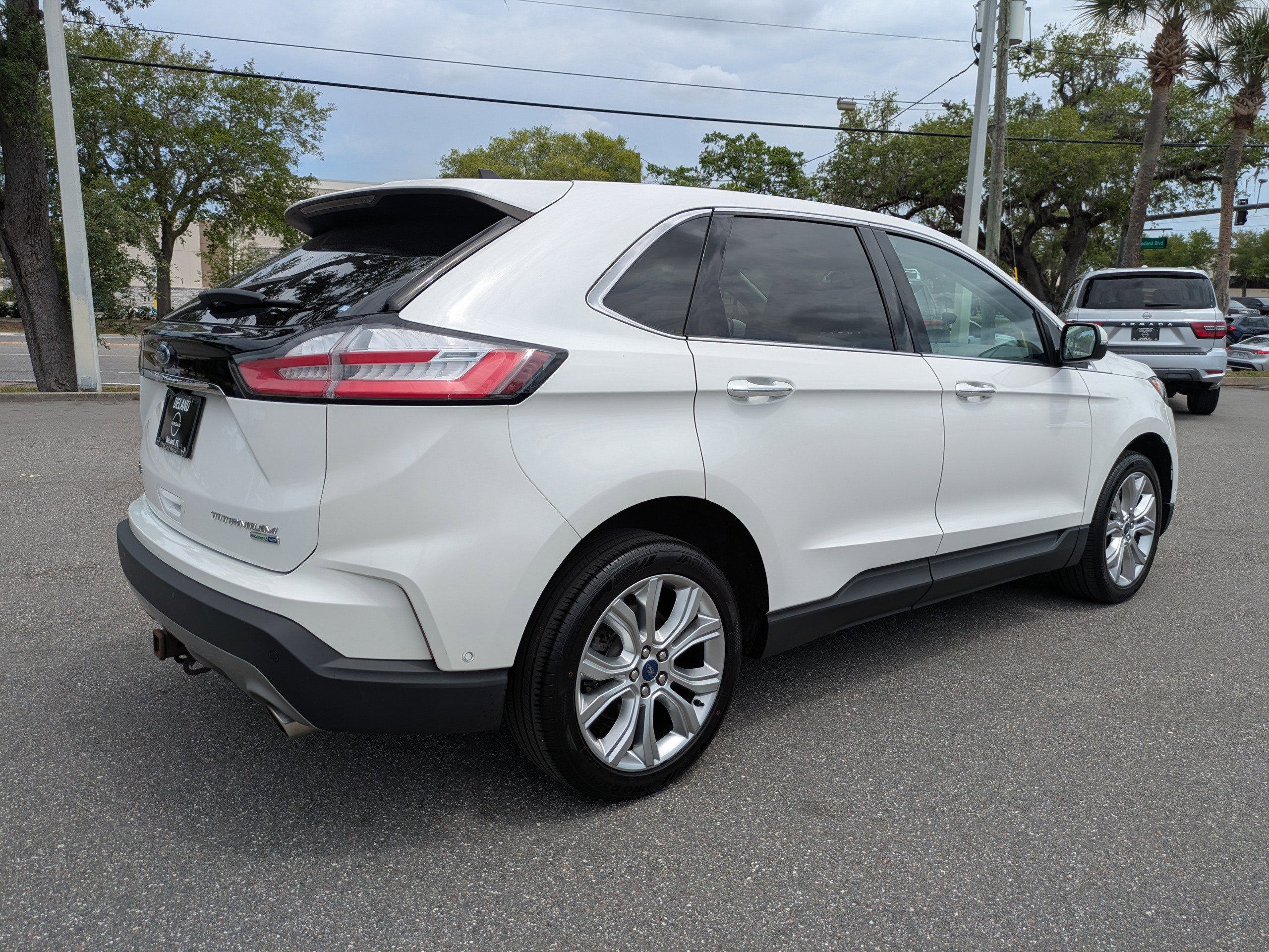 Used 2020 Ford Edge Titanium w/ Equipment Group 301A AWD/4WD image 4