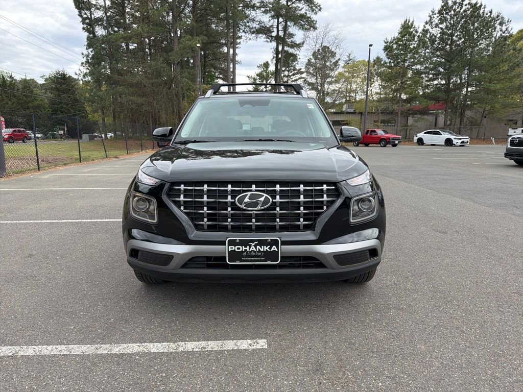 Certified 2026 Hyundai Venue SEL FWD image 5