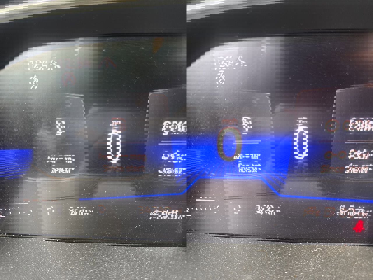 Used 2024 Volkswagen Jetta SE image 32