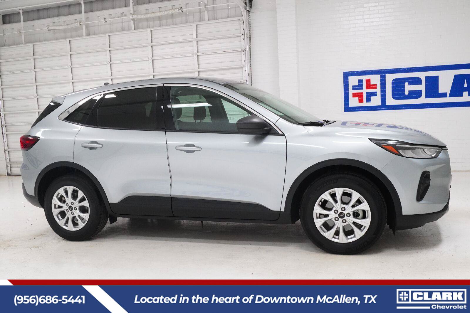 Used 2024 Ford Escape Active w/ Tech Pack #1 FWD image 4