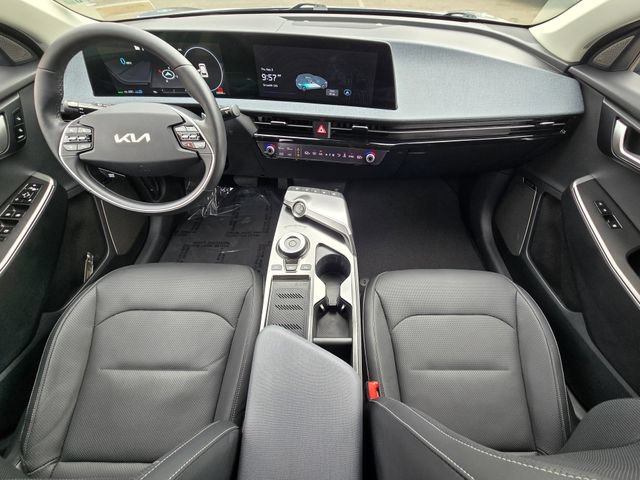 Used 2022 Kia EV6 Wind w/ Wind Technology Package AWD/4WD image 9
