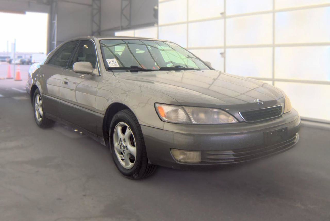Used 1998 Lexus ES 330 FWD image 3