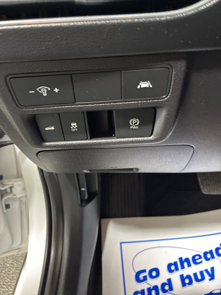 Used 2023 Hyundai Sonata SEL FWD image 13