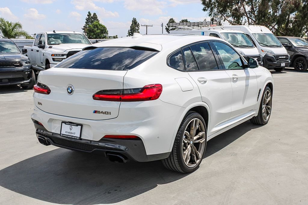 Used 2021 BMW X4 M40i w/ Executive Package image 9