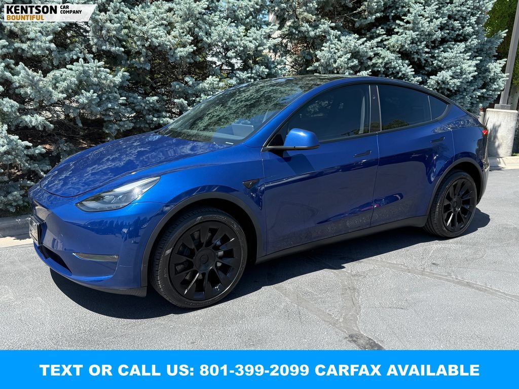 Used 2024 Tesla Model Y Long Range AWD/4WD image 1