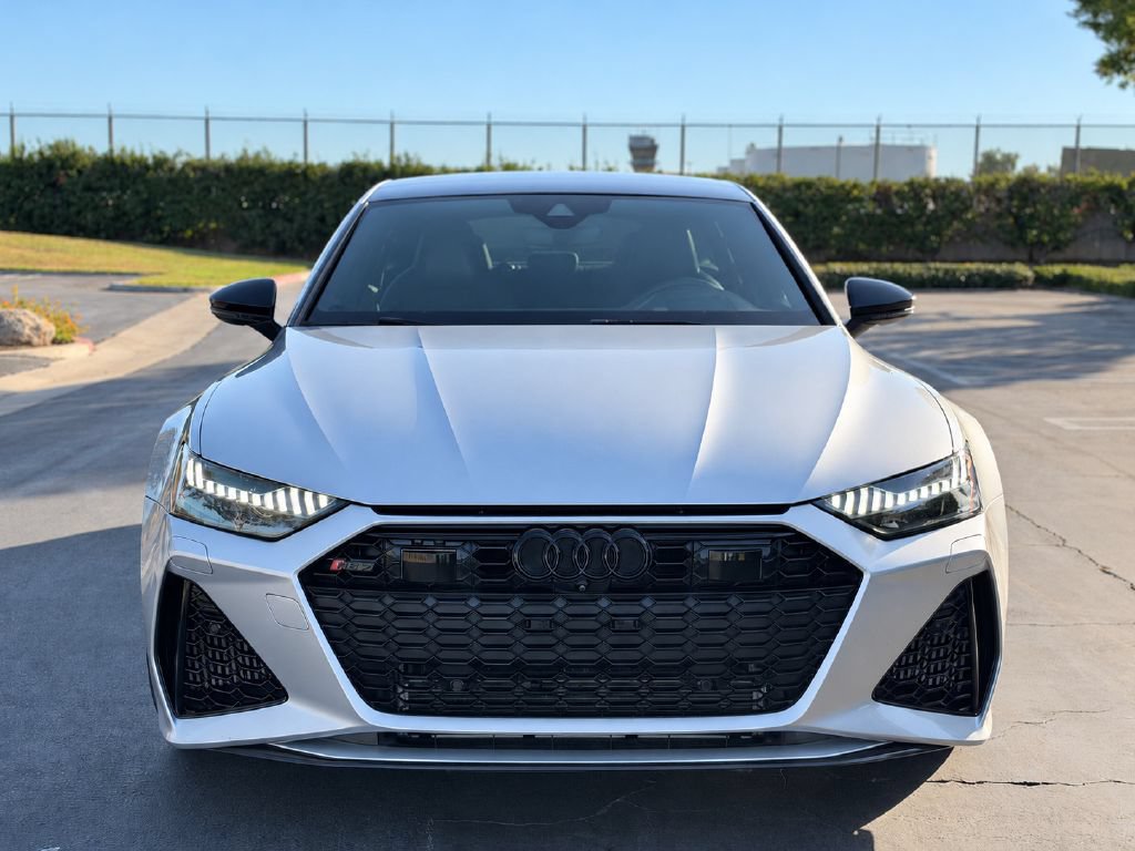 Used 2021 Audi RS 7 Sportback w/ Black Optic Package AWD/4WD image 4