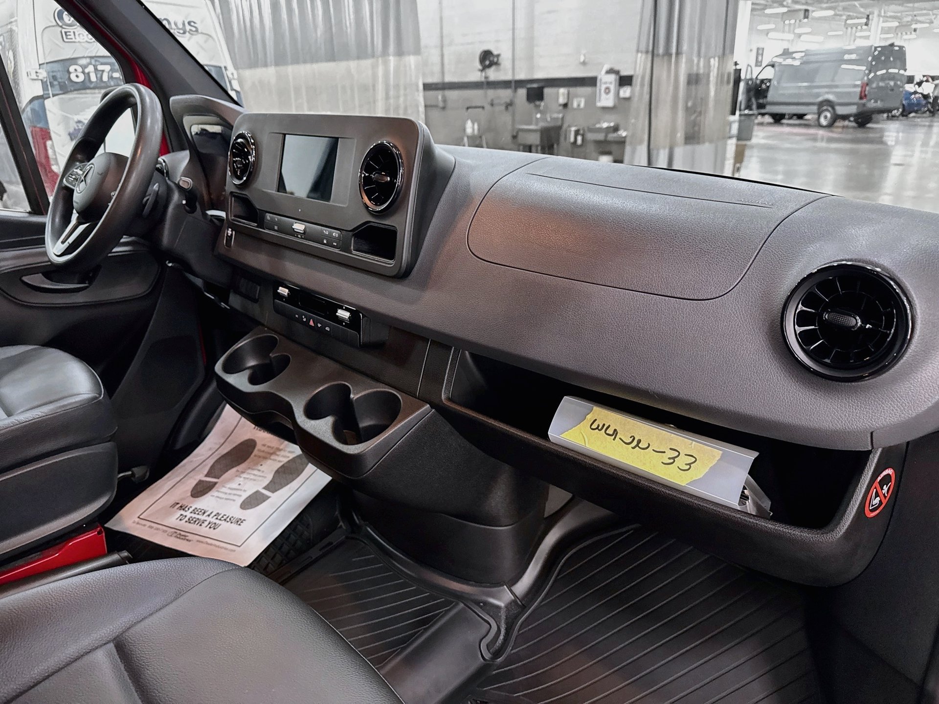 Used 2020 Mercedes-Benz Sprinter 2500 image 26
