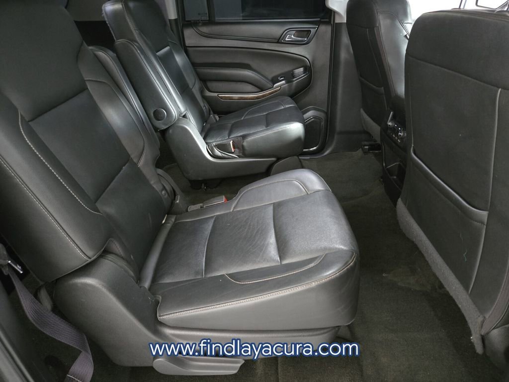 Used 2017 Chevrolet Suburban LT image 18