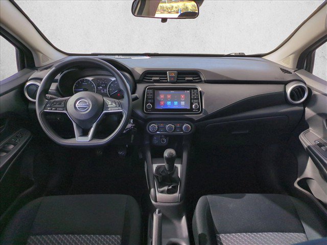 Used 2022 Nissan Versa S FWD image 16