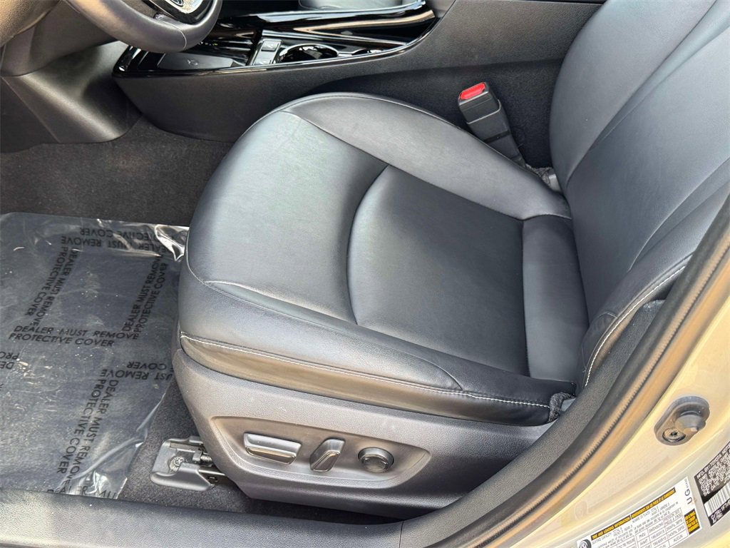Used 2022 Toyota Prius Prime image 3