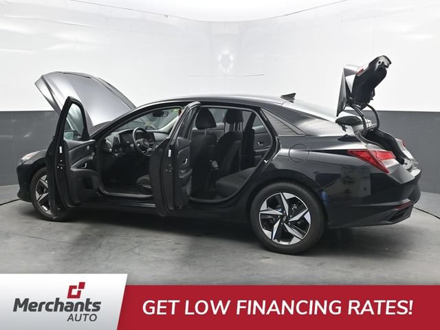 Used 2023 Hyundai Elantra SEL w/ Convenience Package FWD image 45