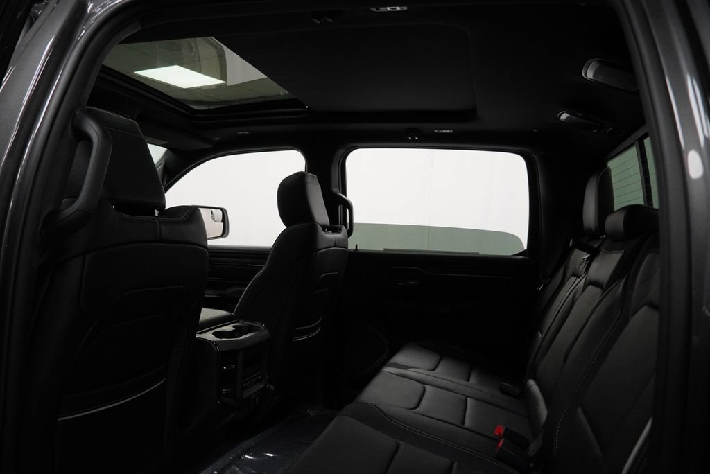 New 2027 RAM 1500 Limited w/ Night Edition AWD/4WD image 18