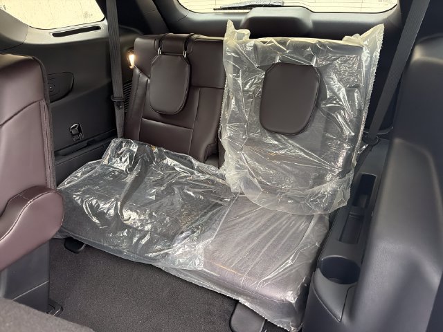 New 2027 Ford Explorer Platinum AWD/4WD image 14