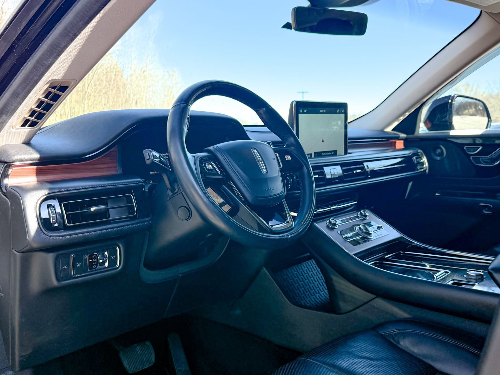 Used 2022 Lincoln Aviator Reserve w/ Equipment Group 201A image 15