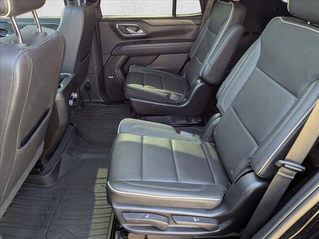 Used 2023 GMC Yukon SLT w/ SLT Premium Package image 22
