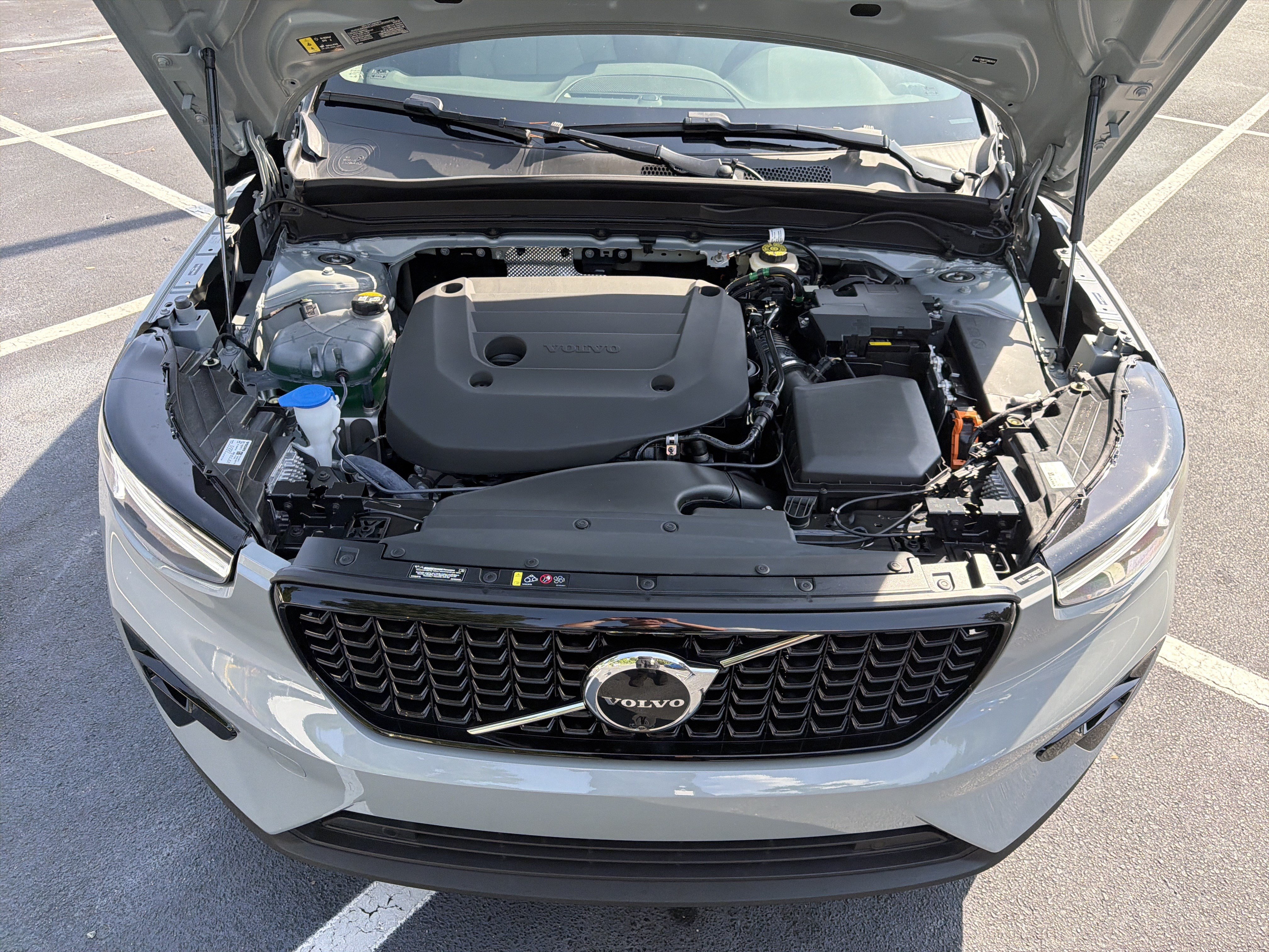 New 2026 Volvo XC40 B5 Ultra w/ Protection Package Premier AWD/4WD image 36
