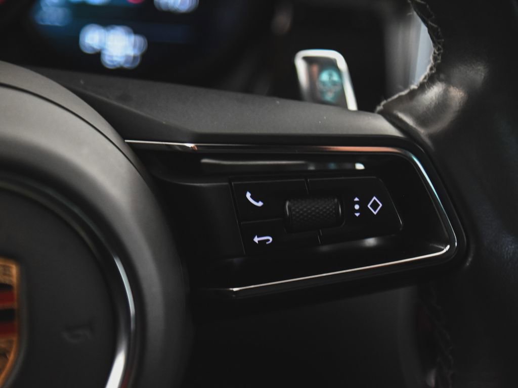 Used 2023 Porsche Macan S image 25